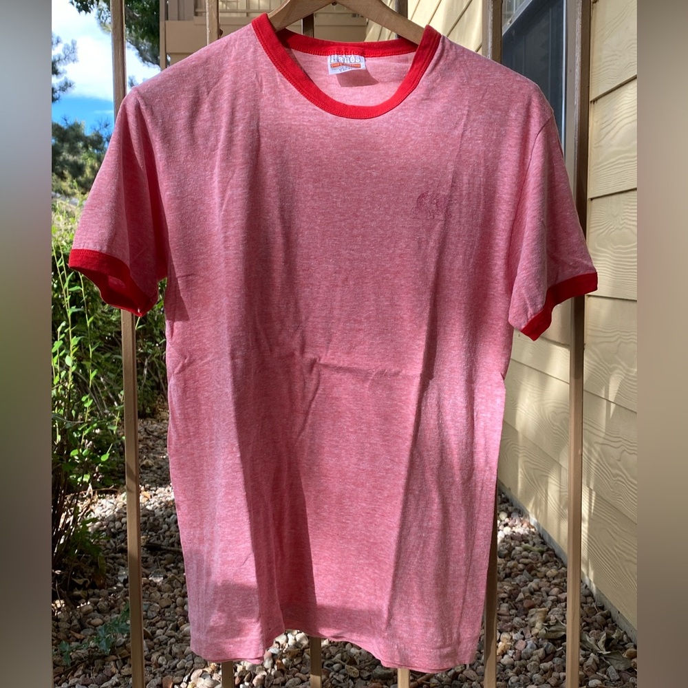 Vintage 80s Hanes Women’s short sleeve shirt